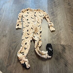 Posh Peanut Halloween Bat & Moon Bamboo Footie Pajamas 12–18M